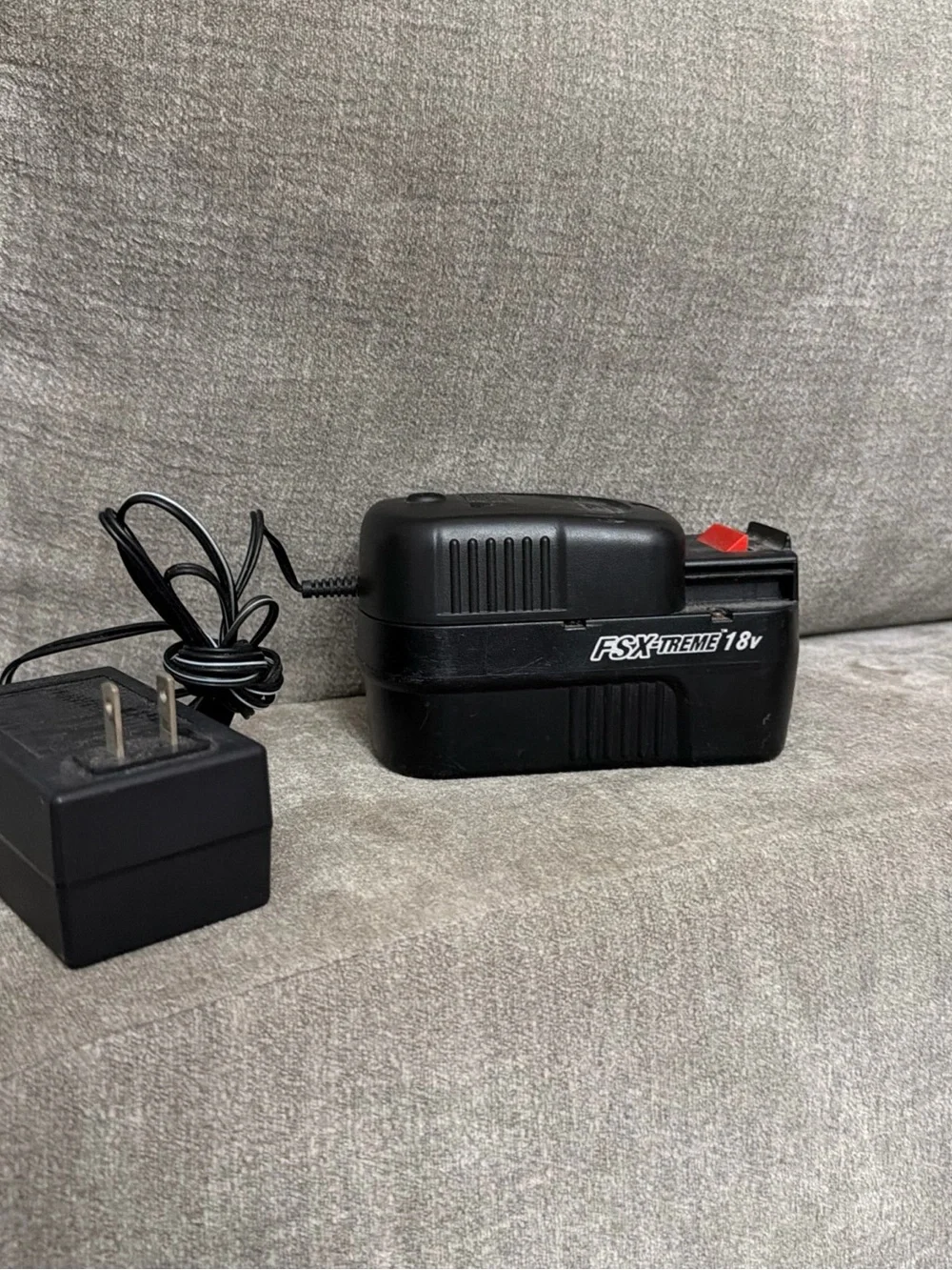 Genuine Black & Decker FS18BX 18V Battery Pack OEM NiCd With FS18C Charger